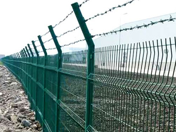 刀片刺绳护栏网