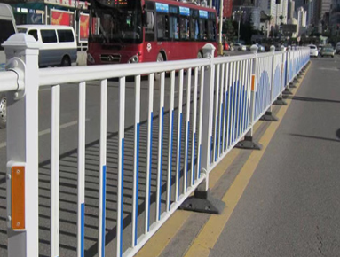 道路护栏