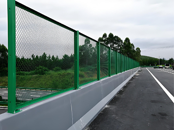 公路护栏网